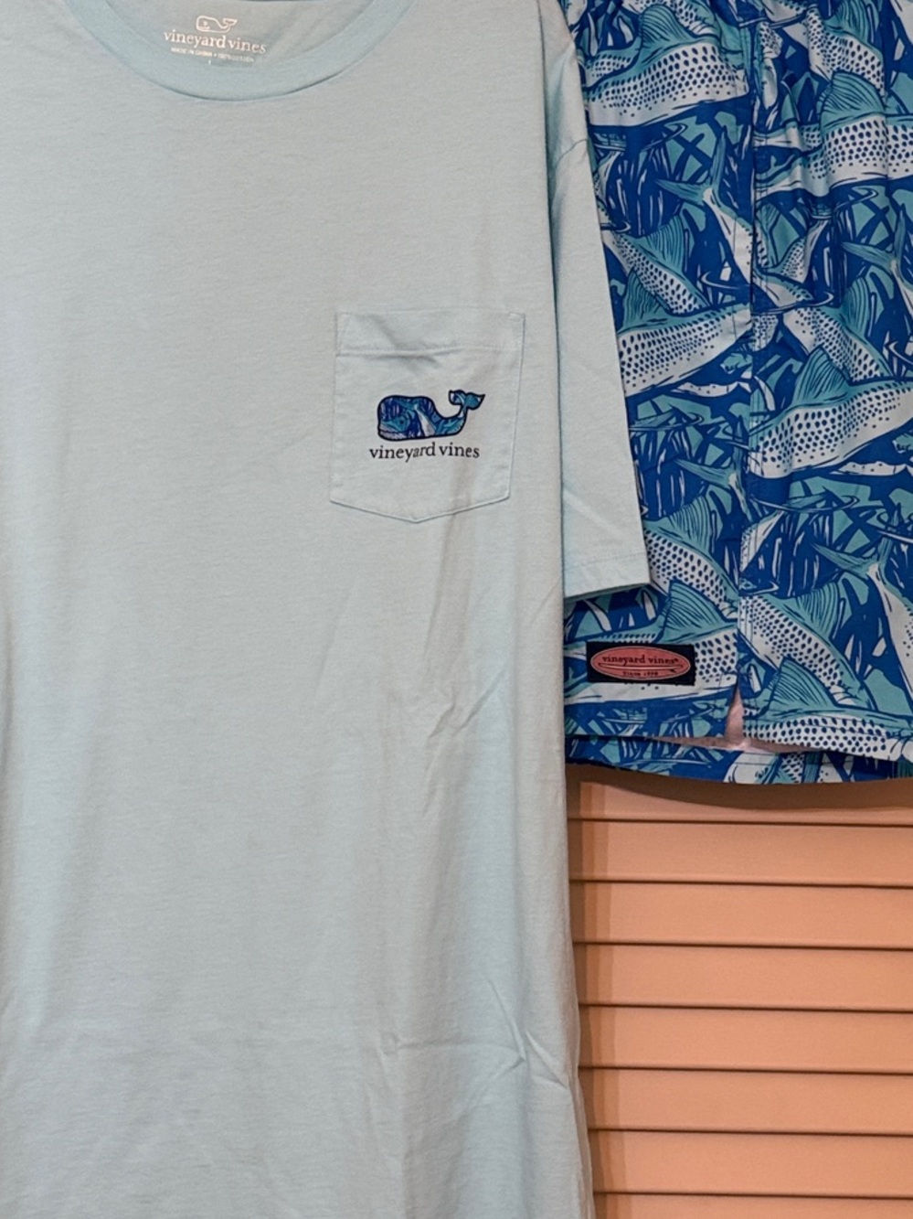 Vineyard Vines Matching T-shirt and Blue Multi Fish-Print Swim Shorts